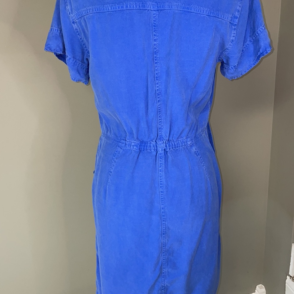 J. Crew size 4 blue shirt sleeve dress with several buttons down the front. - Picture 3 of 7